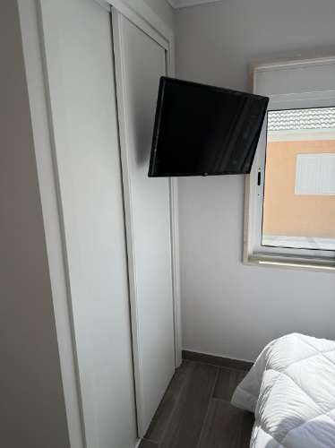 Moradia Térrea com Terraço e Piscina - BalealCoop