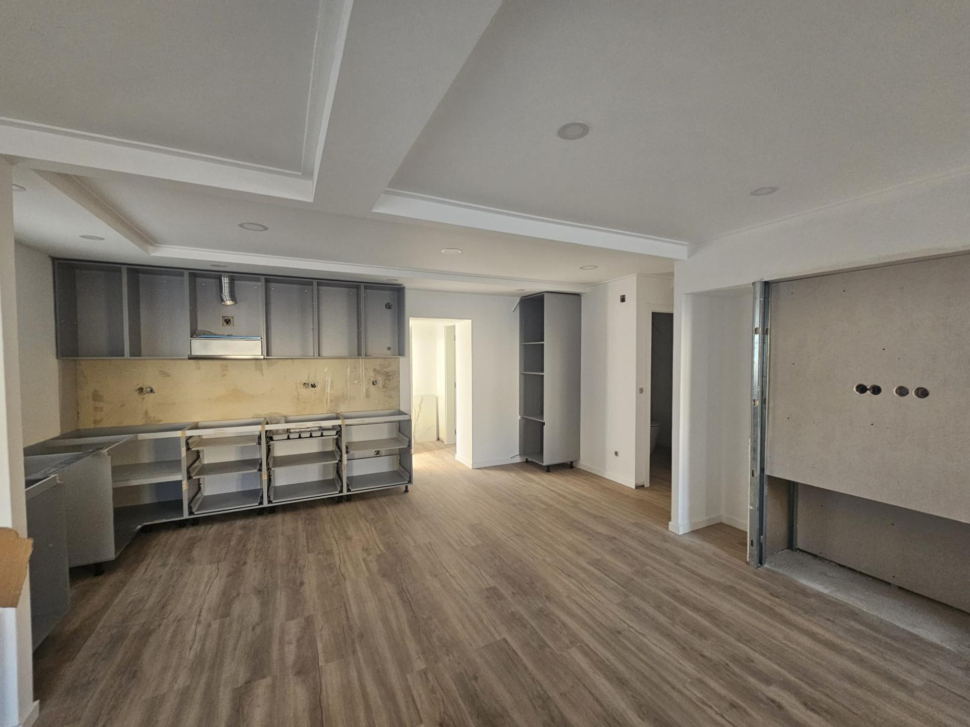 MORADIA T3 COM ESPAÇO EXTERIOR