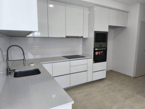 Moradia T3 em Vila Seca, Maxial