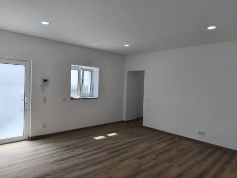 Moradia T3 em Vila Seca, Maxial