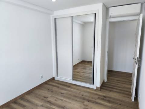 Moradia T3 em Vila Seca, Maxial