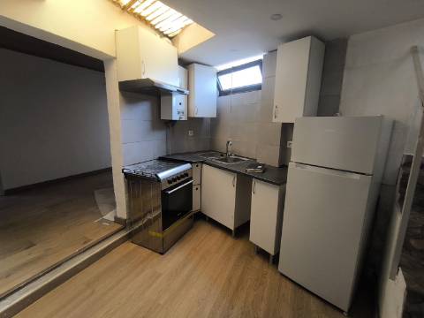 Casa Antiga com Charme - T2 com Vista Serra