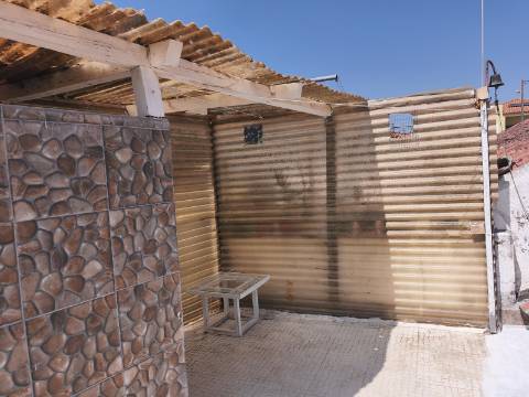 Casa Antiga com Charme - T2 com Vista Serra