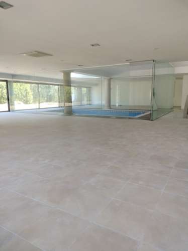 MORADIA ISOLADA

-5 Quartos, 582 m2 
-Marco, Marco de Canaveses
- O imóvel está a ser vendido no estado atual.
