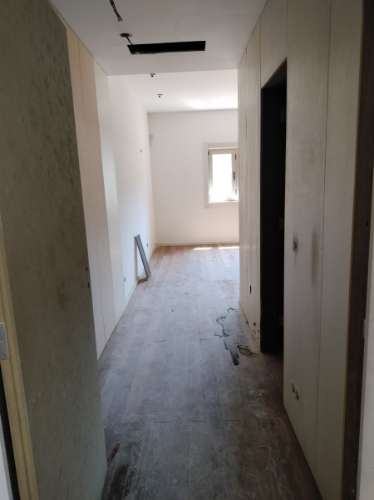 MORADIA ISOLADA

-5 Quartos, 582 m2 
-Marco, Marco de Canaveses
- O imóvel está a ser vendido no estado atual.
