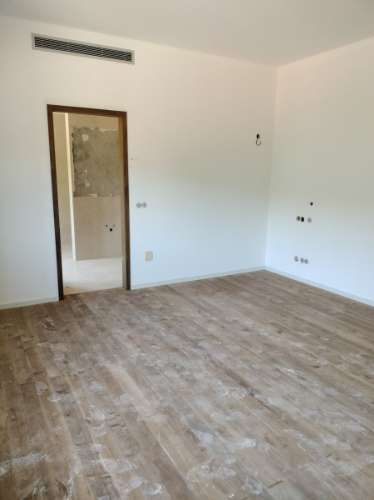 MORADIA ISOLADA

-5 Quartos, 582 m2 
-Marco, Marco de Canaveses
- O imóvel está a ser vendido no estado atual.
