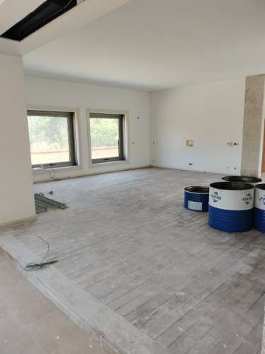 MORADIA ISOLADA

-5 Quartos, 582 m2 
-Marco, Marco de Canaveses
- O imóvel está a ser vendido no estado atual.
