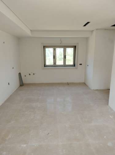 MORADIA ISOLADA

-5 Quartos, 582 m2 
-Marco, Marco de Canaveses
- O imóvel está a ser vendido no estado atual.
