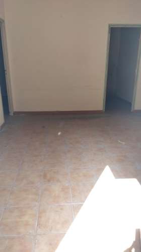 Moradia + armazém ( 2 artigos) para recuperar.
Salgueiros Canidelo, V N Gaia