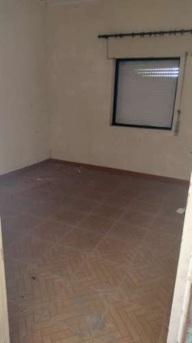 Moradia + armazém ( 2 artigos) para recuperar.
Salgueiros Canidelo, V N Gaia