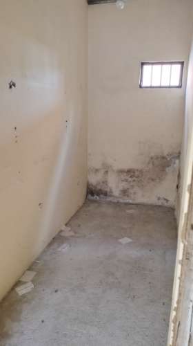 Moradia + armazém ( 2 artigos) para recuperar.
Salgueiros Canidelo, V N Gaia