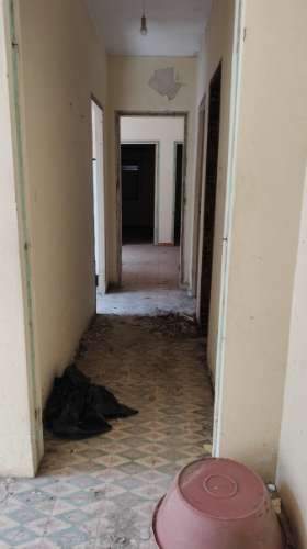 Moradia + armazém ( 2 artigos) para recuperar.
Salgueiros Canidelo, V N Gaia