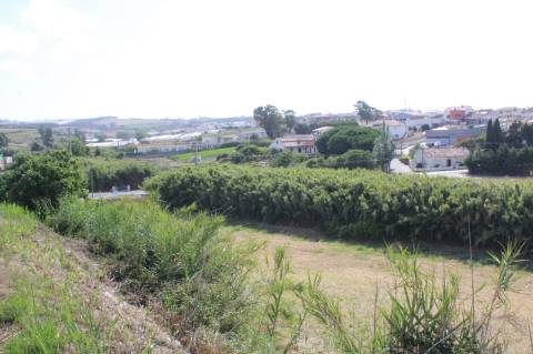 Terreno Urbano para construção de moradia