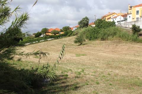 Terreno Urbano para construção de moradia