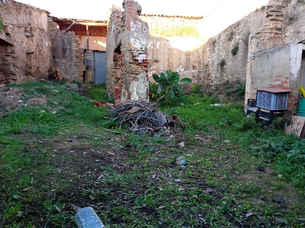 Ruína para reconstrução com vista única para a Lagoa de Óbidos