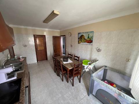 Moradia T4 Casalinhos de Alfaiata, Silveira