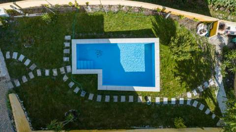 Fantástica Moradia T6 com Piscina e Vista de Serra - Ruivães, Gerês
