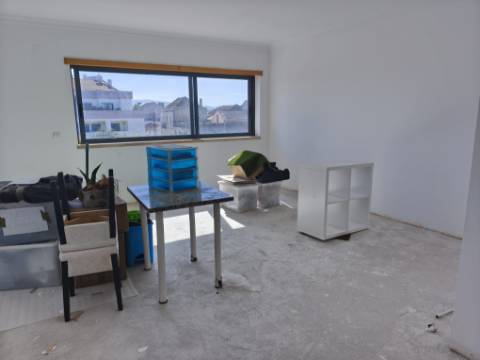 Apartamento T2 Centro Bombarral