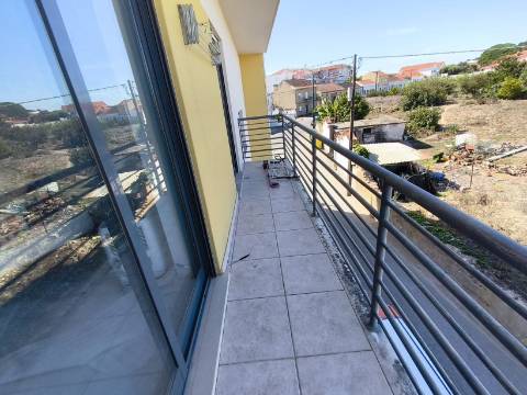 Apartamento T2 Centro Bombarral