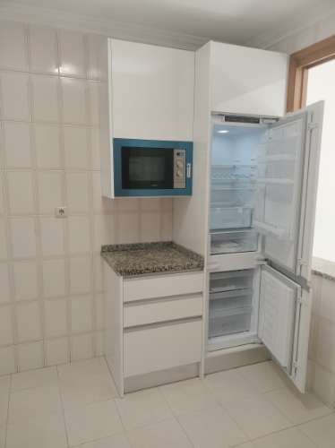 T1 com Garagem e Cozinha em Remodelação - Canidelo, Vila Nova de Gaia