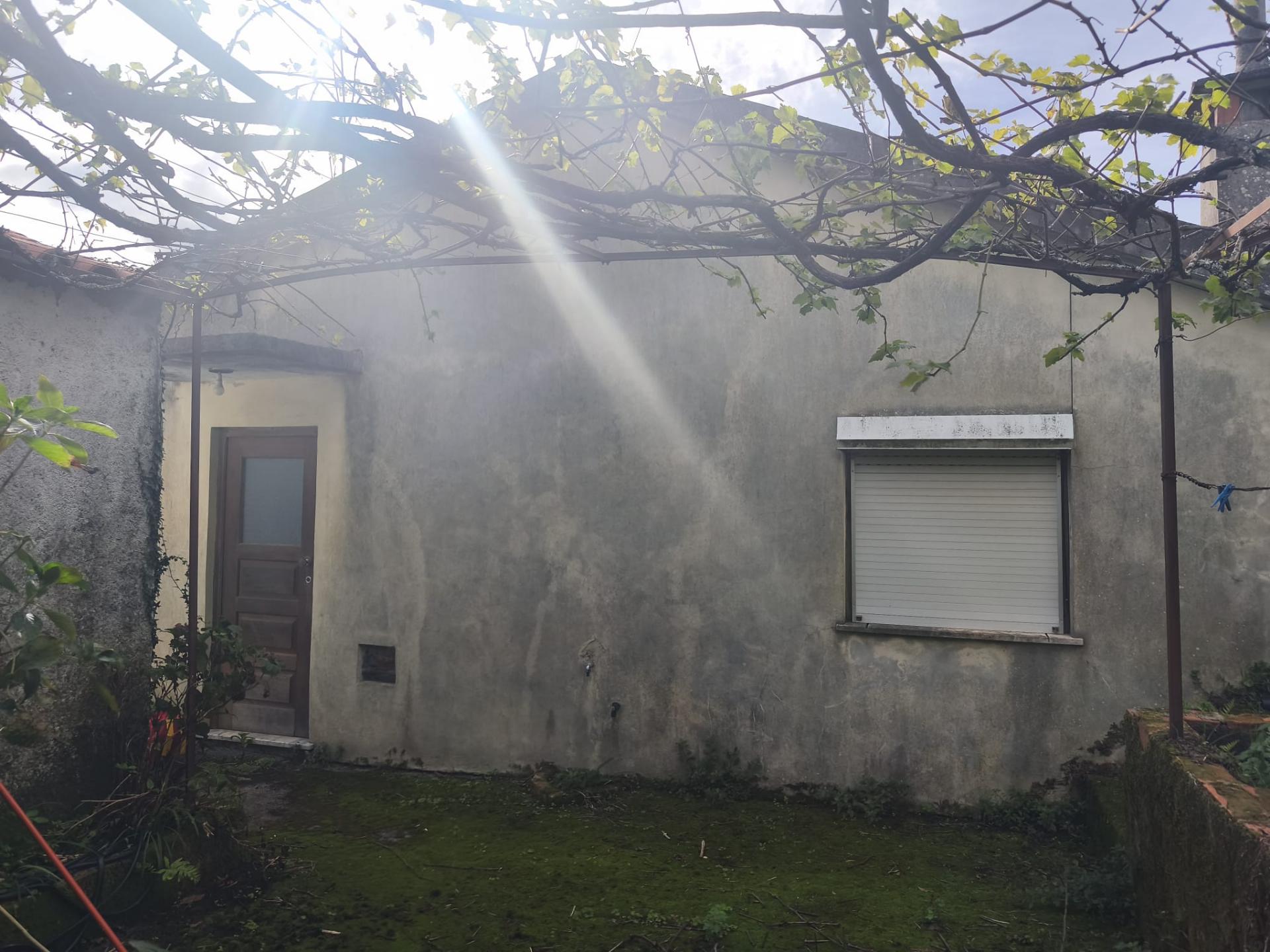 Moradia antiga com grande potencial em Conhais, Góis