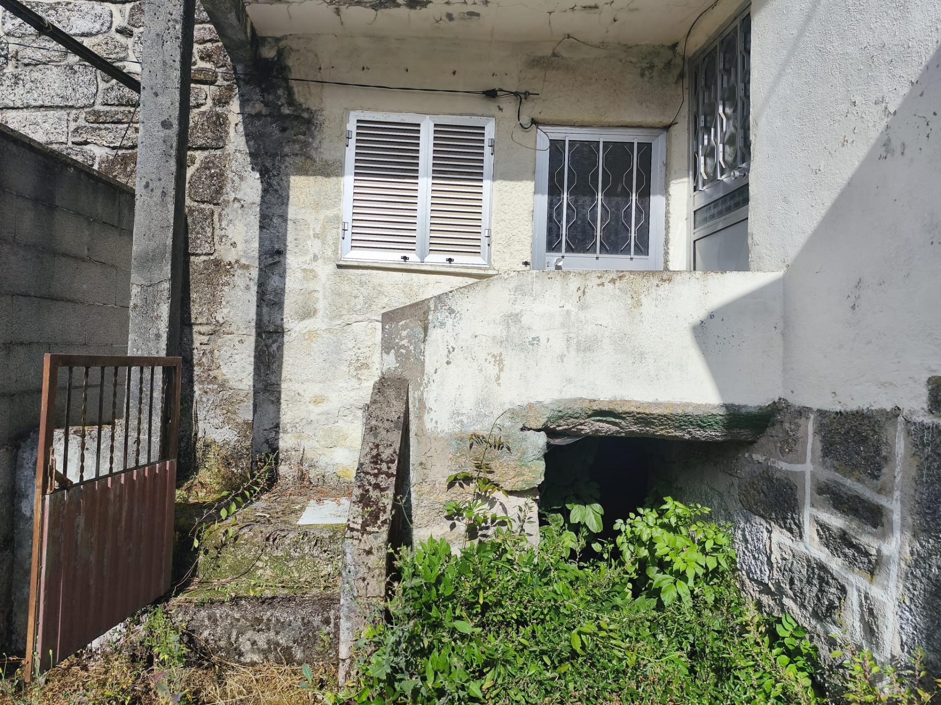 Casa Antiga T3 - Aguiar da Beira