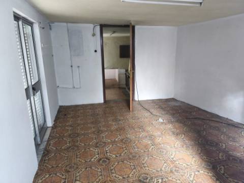 Casa Antiga T3 - Aguiar da Beira