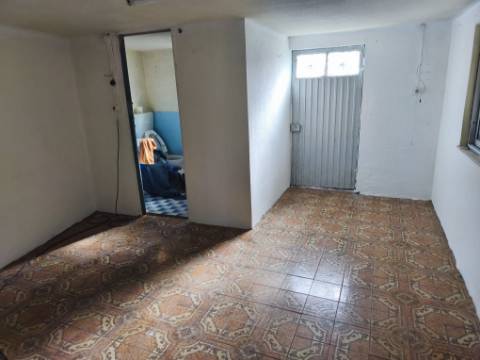 Casa Antiga T3 - Aguiar da Beira