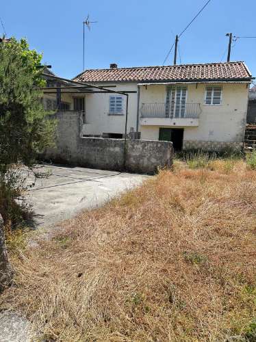 Casa Antiga T3 - Aguiar da Beira