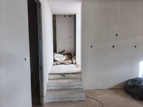 Moradia T2 em fase de acabamentos