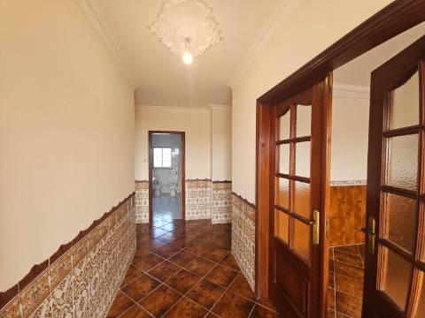 Moradia T3 com espaço exterior Lourinhã