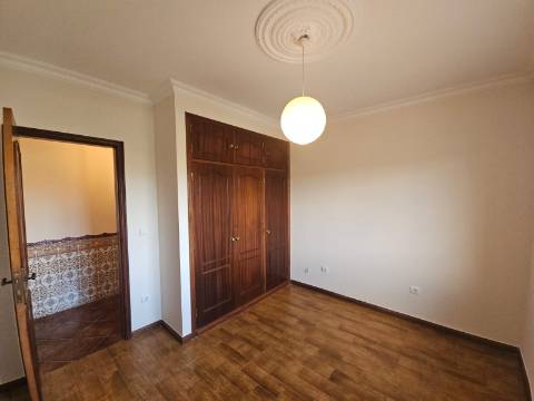 Moradia T3 com espaço exterior Lourinhã