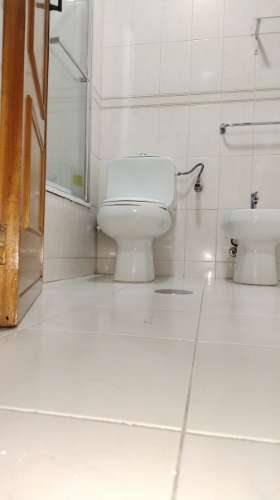 T1 Canidelo, Vila Nova de Gaia (junto ao Mercadona) totalmente remodelado, inserido num prédio bem cuidado, com dois elevadores e lugar de garagem