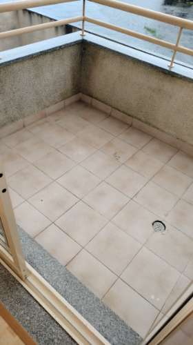 T1 Canidelo, Vila Nova de Gaia (junto ao Mercadona) totalmente remodelado, inserido num prédio bem cuidado, com dois elevadores e lugar de garagem