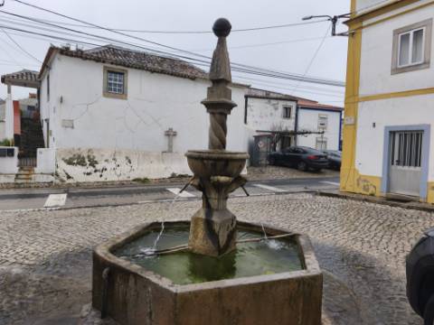 Moradia T2 Moderna e Luminosa - próximo do Bombarral