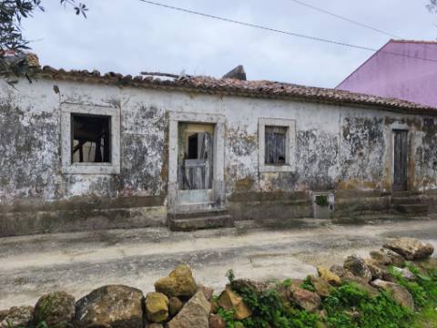 Moradia térrea para recuperar