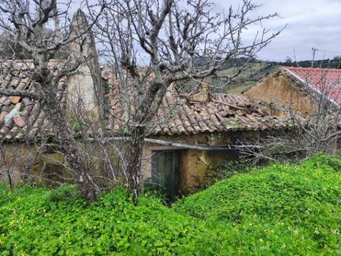 Moradia térrea para recuperar