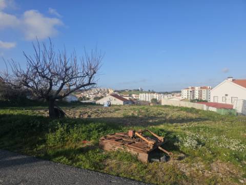 Terreno urbano Torres Vedras