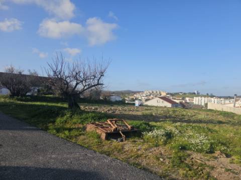 Terreno urbano Torres Vedras