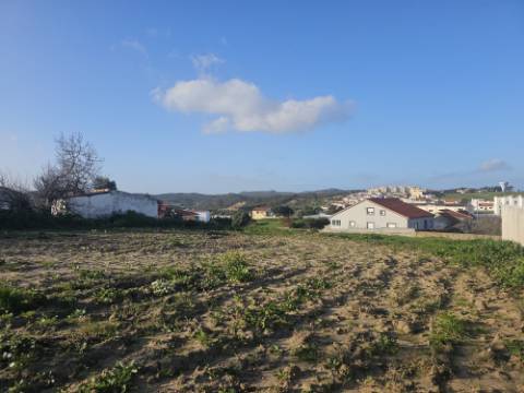 Terreno urbano Torres Vedras