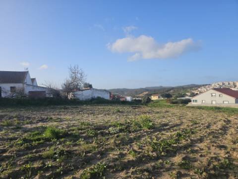 Terreno urbano Torres Vedras