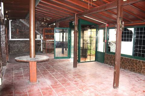 Imóvel com Restaurante e Habitação nos Casais da Ponte, Coto