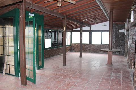 Imóvel com Restaurante e Habitação nos Casais da Ponte, Coto