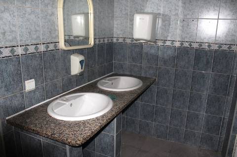 Imóvel com Restaurante e Habitação nos Casais da Ponte, Coto