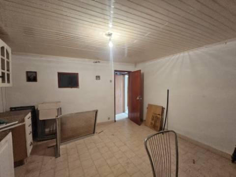 Moradia T2+2 Ramalhal Torres Vedras