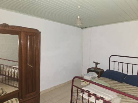 Moradia T2+2 Ramalhal Torres Vedras