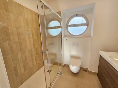 Apartamento T2 com terraço Amadora Mina de Água