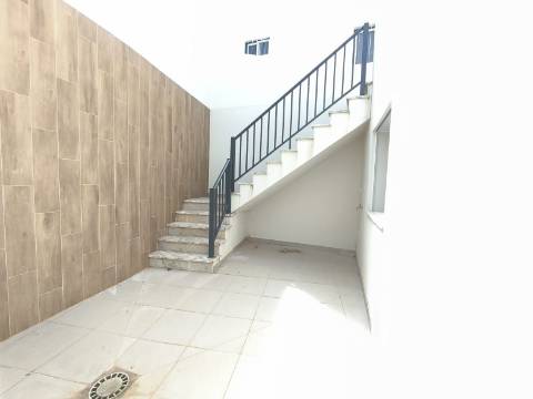 Moradia T3 Térrea