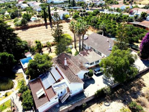 MORADIA T8 PARA VENDA