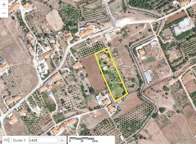 MORADIA T8 PARA VENDA